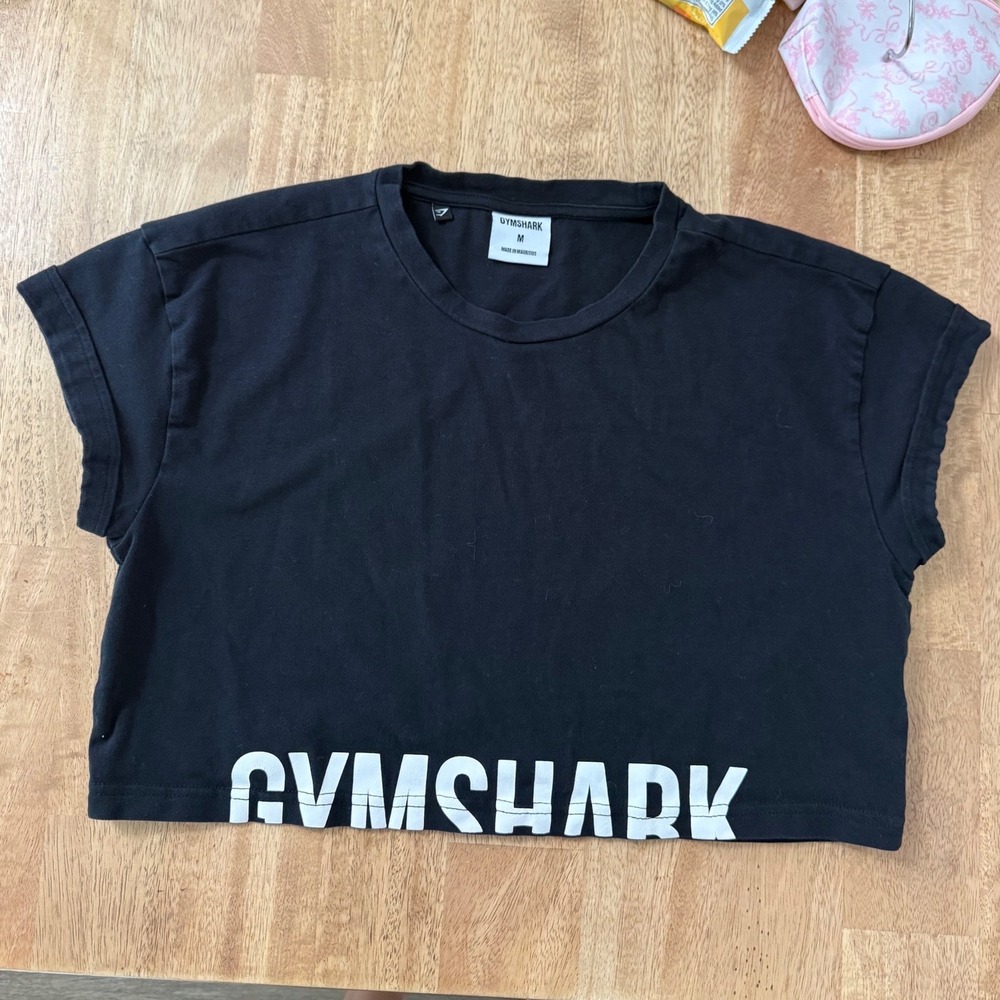 Gymshark Fraction Crop Top Black Graphic Logo Short Sleeve Workout Tee Womens M